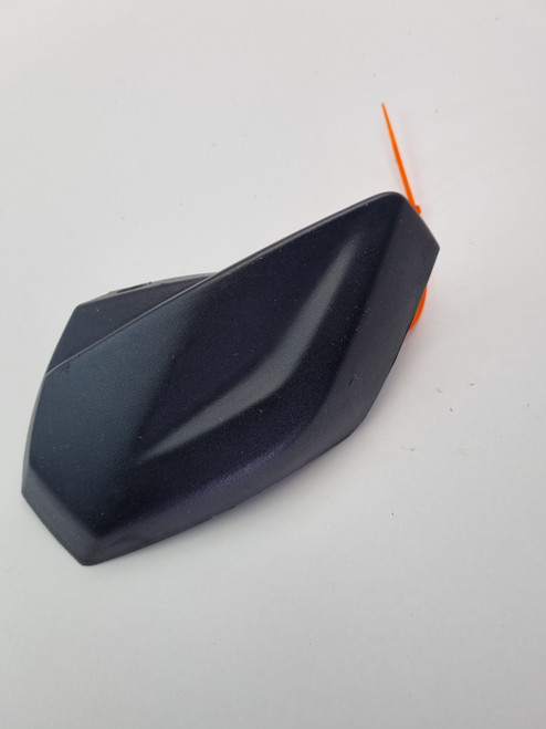 RH LIGHT SIDE PANEL Aprilia Tuono 1100 V4 RR Factory 16-20 2B001754 RH LIGHT SIDE PANEL Aprilia Tuono 1100 V4 RR Factory 16-20 2B001754