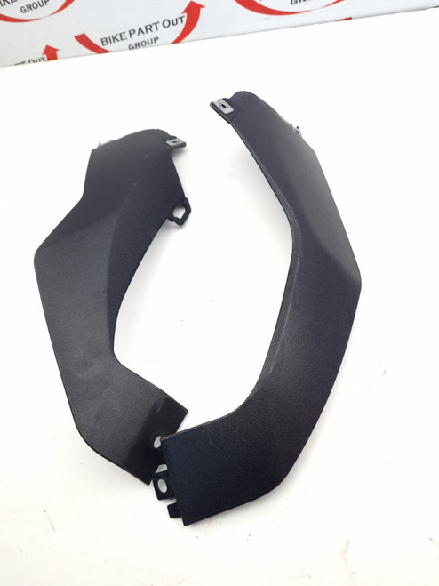 LH RH Pillar belly pan Aprilia Tuono 1000 1100 V4 RR Factory 11-20 B043247 LH RH Pillar belly pan Aprilia Tuono 1000 1100 V4 RR Factory 11-20 B043247