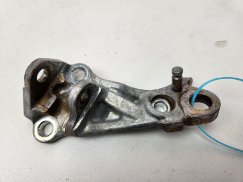 Side stand foot peg bracket Yamaha WRF450 WR450F 16-18 WR250F WRF250 15-19 2GB-21447-00