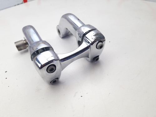 Risers bar clamps 4in Harley Davidson Dyna Low rider 1in dia 14-17 55900065 Risers bar clamps 4in Harley Davidson Dyna Low rider 1in dia 14-17 55900065
