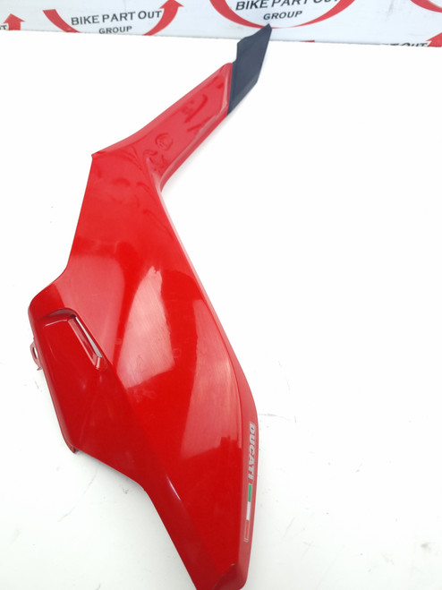 LH Side frame cover Ducati Supersport 939 S 17-20 48216772AA LH Side frame cover Ducati Supersport 939 S 17-20 48216772AA