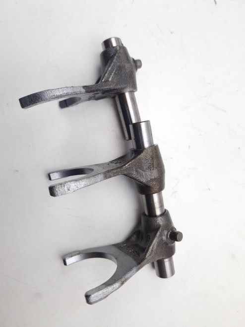 Gear shift forks Suzuki RMZ250 13-19 25211-49H00 Gear shift forks Suzuki RMZ250 13-19 25211-49H00