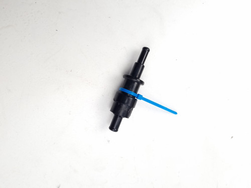 Fuel tank breather valve Triumph T100 America  Bonneville Carb EFI T2400074 Fuel tank breather valve Triumph T100 America  Bonneville Carb EFI T2400074