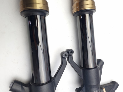 Forks Kawasaki Ninja ZX10 ZX10R ZX1000 08-10 44071-5076 - Bike