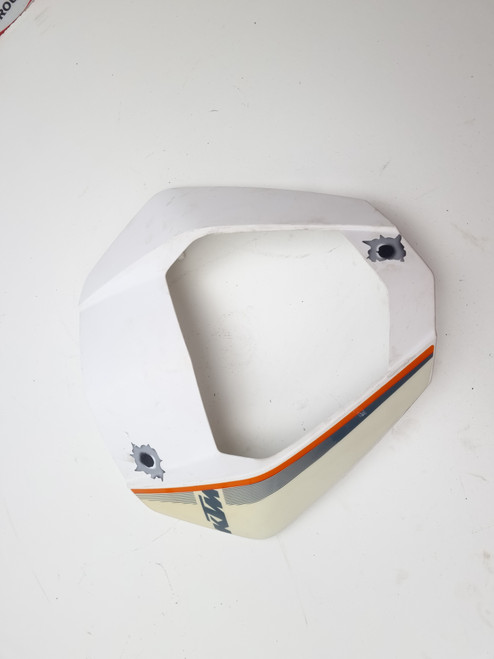 Headlight surround mask  KTM690 R Duke 12-15 7600800100028