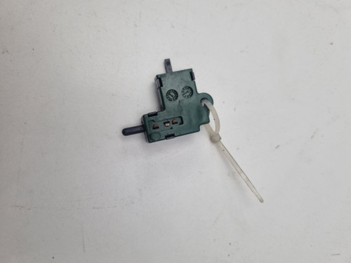 Clutch Switch Victory Vegas Kingpin Hammer Jackpot Tourer 05-08 4011050