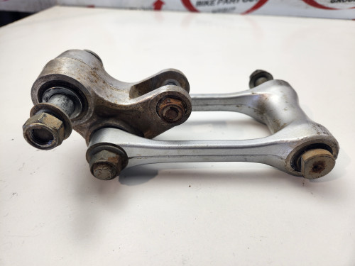 Rear linkage Yamaha WR450F WRF450 WRF250 YZ450F YZ250f 12-22 17D-2217A-00 Rear linkage Yamaha WR450F WRF450 WRF250 YZ450F YZ250f 12-22 17D-2217A-00