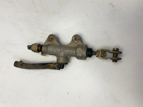 Rear brake master cylinder Yamaha WR250F WR426 F WRF426 WR400 YZ426 YZ250F 00-02 5JG-2583V-00