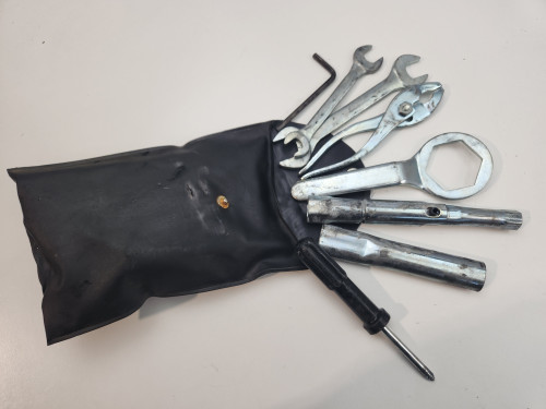 Tool kit Suzuki GSXR1000 09-16 09800-21102