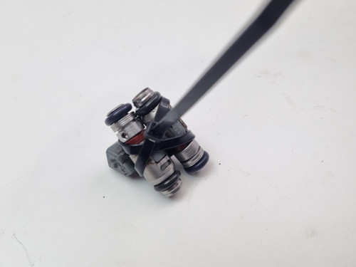 TT様 Fuel injector pair Ducati Hypermotard Hyperstrada 821 939