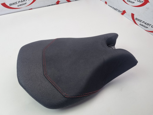 Riders Seat Ducati Panigale 1199 S R 59521081B Riders Seat Ducati Panigale 1199 S R 59521081B