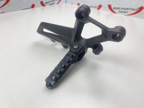 RH foot peg and mount KTM 1290 Super Duke GT 16-23 R 14-19 6900314110033S