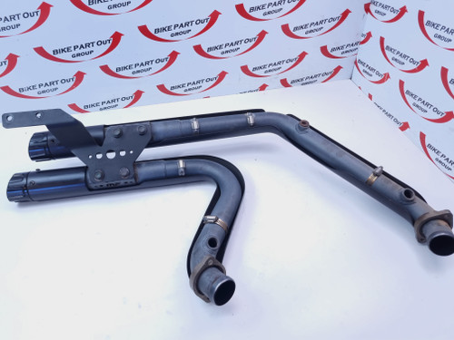 Magnaflow Bandit 2 into 2 Exhaust system Harley Davidson Softail