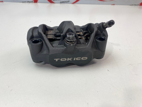 RH front brake caliper Honda VFR800 VFR 800 17 CBR600RR CBR1000RA 18-20 45250-MJM-D31