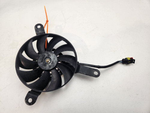 RH radiator fan Ducati Monster 821 1200 Supersport 950 939  55040281A