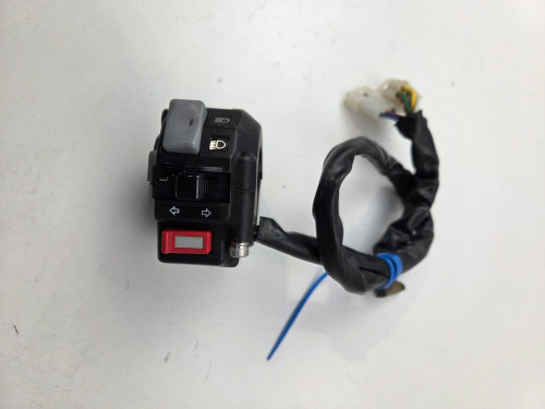 LH switch horn lights Husqvarna Enduro Super moto 701 16-23 KTM 690 Enduro 08-24 76511070100 LH switch horn lights Husqvarna Enduro Super moto 701 16-23 KTM 690 Enduro 08-24 76511070100