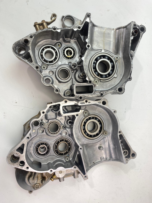 Crankcases crank case pair Suzuki  RMX450 RMX 450 Z 10-18 11302-02810