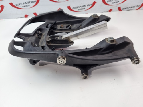 Grab rail Pillion rear frame Ducati Diavel 1200 Strada 13-14 8291B571A Grab rail Pillion rear frame Ducati Diavel 1200 Strada 13-14 8291B571A