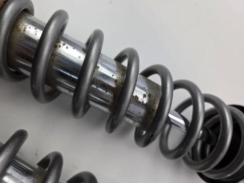 CB1100 純正ショック HONDA ホンダ Shocks Honda CB1100 10-11 52400-MGC-003 - Bike Part Out