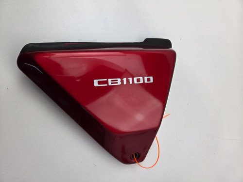Force RH side cover Honda CB1100 10-11 83700-MGC-000ZB Force RH side cover Honda CB1100 10-11 83700-MGC-000ZB