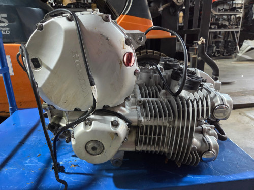 Motor Engine Honda CB1100 10-13 www.youtube.com/shorts/6Xtj0LvnL8o Motor Engine Honda CB1100 10-13 www.youtube.com/shorts/6Xtj0LvnL8o