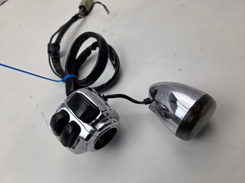 LH Switch Lights Horn blinker chrome 8 pin Harley Davidson Dyna Sportster Softail 71682-06A LH Switch Lights Horn blinker chrome 8 pin Harley Davidson Dyna Sportster Softail 71682-06A