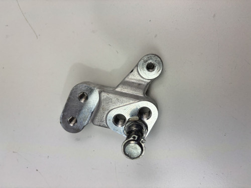 Gear shift lever mount shaft Suzuki GSXR600 GSXR750 06-10 25681-01H00