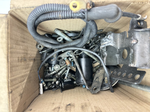 Chassis bits and bolts Suzuki GSXR600 1999