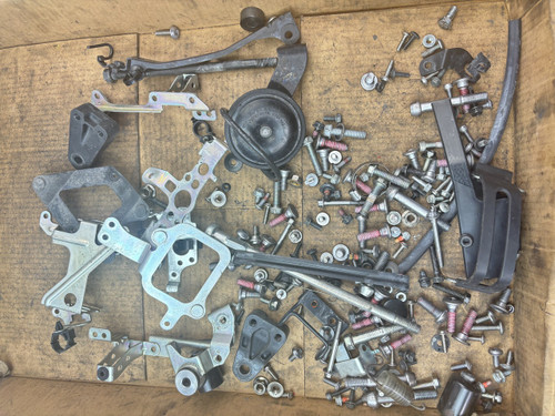 Chassis bolts and bits Kawasaki Ninja ZX6R ZX600 