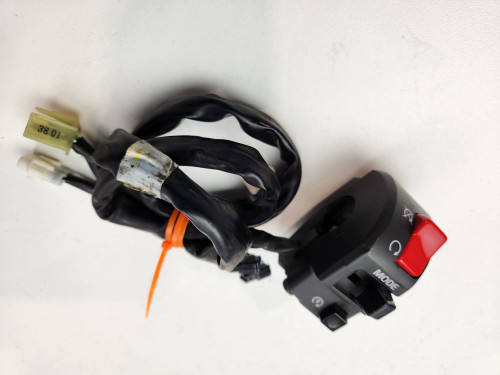 RH switch block start stop on off  Yamaha XT1200Z XT 1200 Z Super Tenere 10-13 23P-83963-00