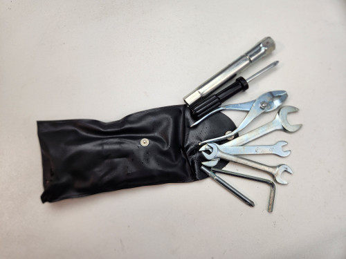 Tool kit Yamaha XT1200Z XT1200 Z Super Tenere 10-20 23P-28100-00 Tool kit Yamaha XT1200Z XT1200 Z Super Tenere 10-20 23P-28100-00