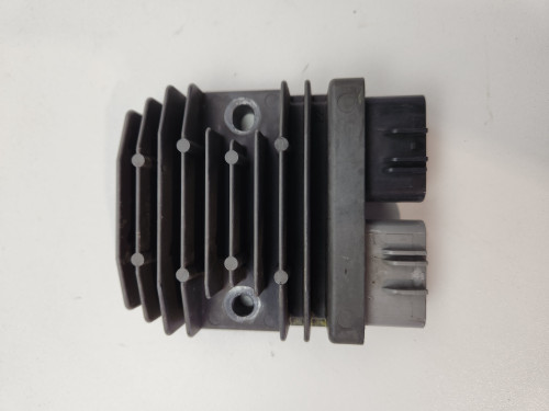 Rectifier Yamaha XT1200Z XT1200 Z Super Tenere 10-23 21D7-81960-01 Rectifier Yamaha XT1200Z XT1200 Z Super Tenere 10-23 21D7-81960-01
