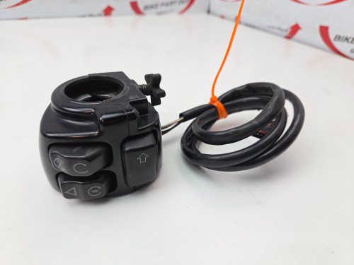 RH Switch start stop CAN BUS 4 pin Harley Davidson Softail 16-17 Dyna 2016 Sportster XL 16-21 71500297 RH Switch start stop CAN BUS 4 pin Harley Davidson Softail 16-17 Dyna 2016 Sportster XL 16-21 71500297