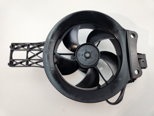 Radiator fan KTM Duke 890 20-23 790 18-23 890 Duke R 20-23 64135044033