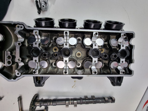 Cylinder head Cams Valves Kawasaki ZG 1400 GTR 08-09 11008-0147