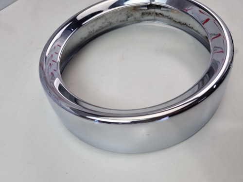 7in headlight headlamp Trim Ring Harley Davidson Dyna Switchback Road King Fat Boy 69627-99 