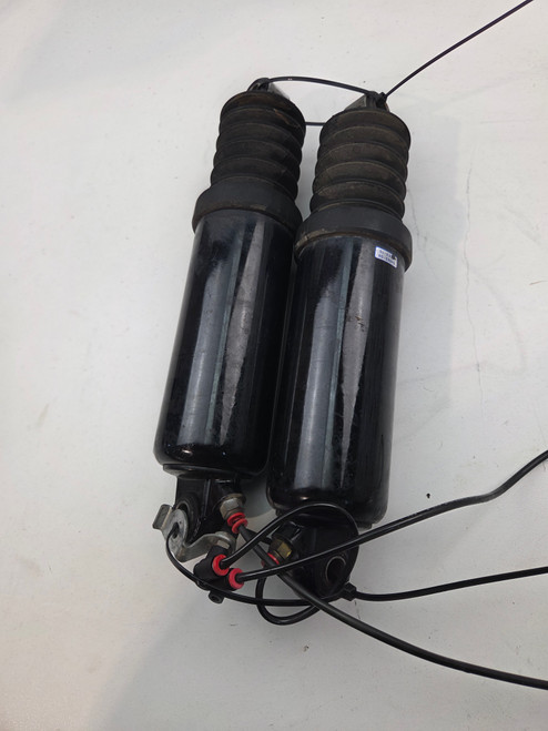 OEM Air Shocks Bagger Harley Davidson Road King Tourer 09-16