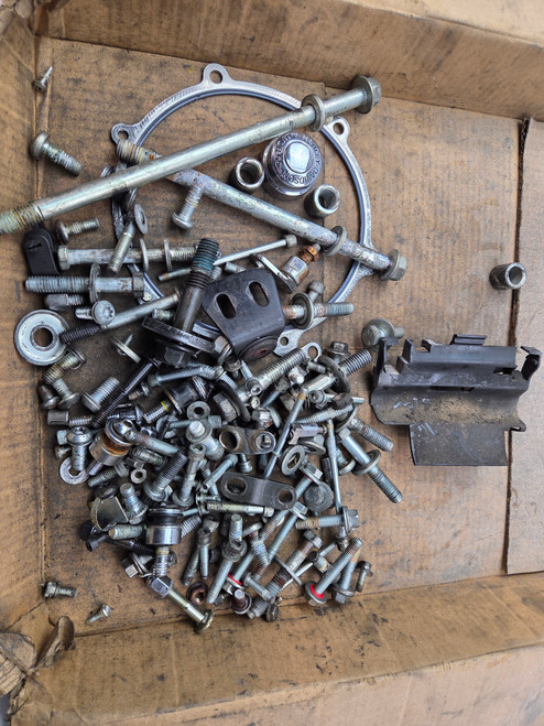 Chassis bolts and bits Harley Davidson Softail 07-10 Chassis bolts and bits Harley Davidson Softail 07-10