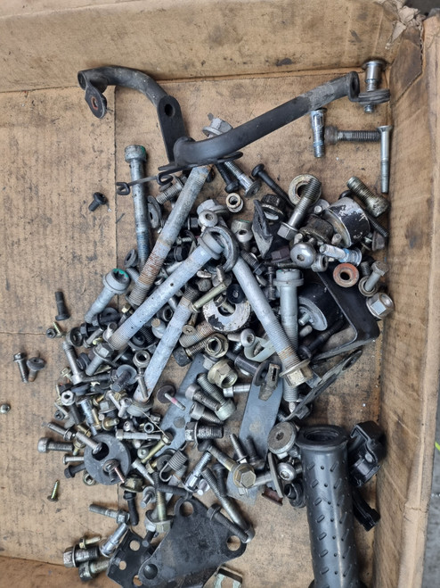 Chassis bolts and bits Triumph Sprint ST 955i RS Daytona 99-05