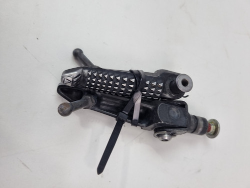 OEM pegs RH LH foot peg pair Kawasaki Ninja ZX6R ZX600 07-23 Z1000 11-23 34028-0092