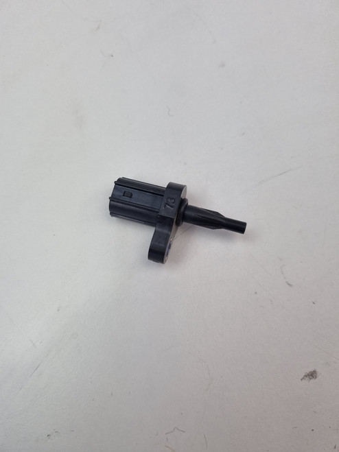 OEM Airbox air temperature sensor Yamaha WRF450 WR250F YZ250F YZ450F R1 R6  8FP-85886-00