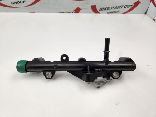 Fuel Rail Yamaha MT09 Tracer 14-24 1RC-13938-00 Fuel Rail Yamaha MT09 Tracer 14-24 1RC-13938-00