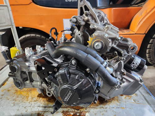 Motor Engine Honda CBR650F 2016 www.youtube.com/watch?v=4pqOOQknOcM&ab_