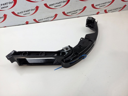 Tour pak LH saddlebag pannier bracket Harley Davidson M8 Tourer 17-24 90201320 Tour pak LH saddlebag pannier bracket Harley Davidson M8 Tourer 17-24 90201320