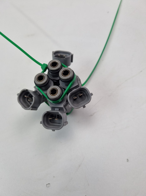 OEM Secondary fuel injector x 4  Suzuki GSXR600 GSXR750 11-21  15710-14J10