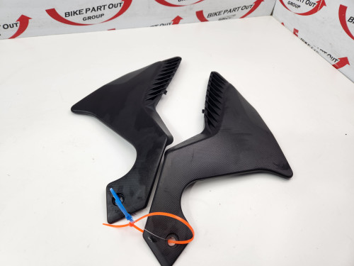 Pivot Frame Trim Covers Honda VFR1200X Crosstourer 12-17 64804-MGE-700