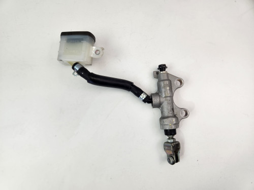 Rear Brake Master Cylinder Kawasaki KLR650 KLR KL 650 23-24 43015-0794 Rear Brake Master Cylinder Kawasaki KLR650 KLR KL 650 23-24 43015-0794