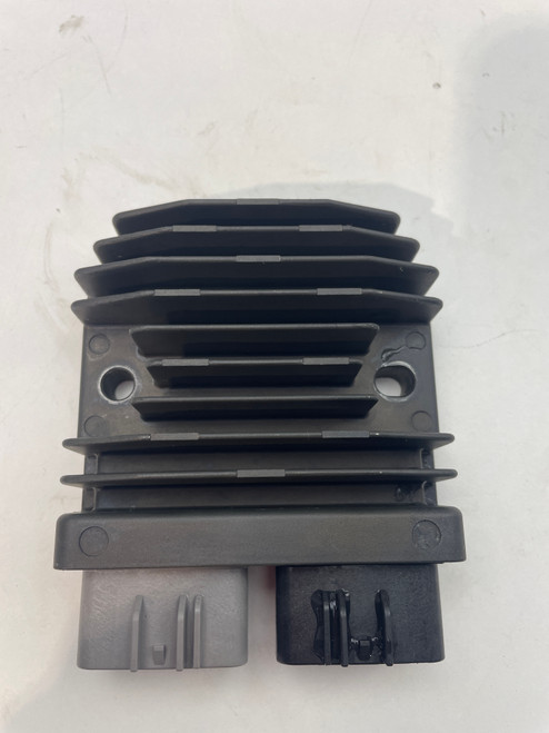 Rectifier Voltage regulator Ducati Streetfighter V2 V4 DesertX 54040331A
