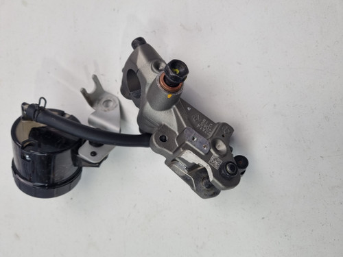 Front brake master cylinder Ducati Streetfighter V2 22-24 62441411A Front brake master cylinder Ducati Streetfighter V2 22-24 62441411A