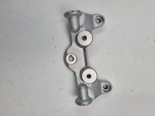 Front tank mount bracket Ducati Streetfighter Panigale V2 899 959 1199 1299 83016471AA